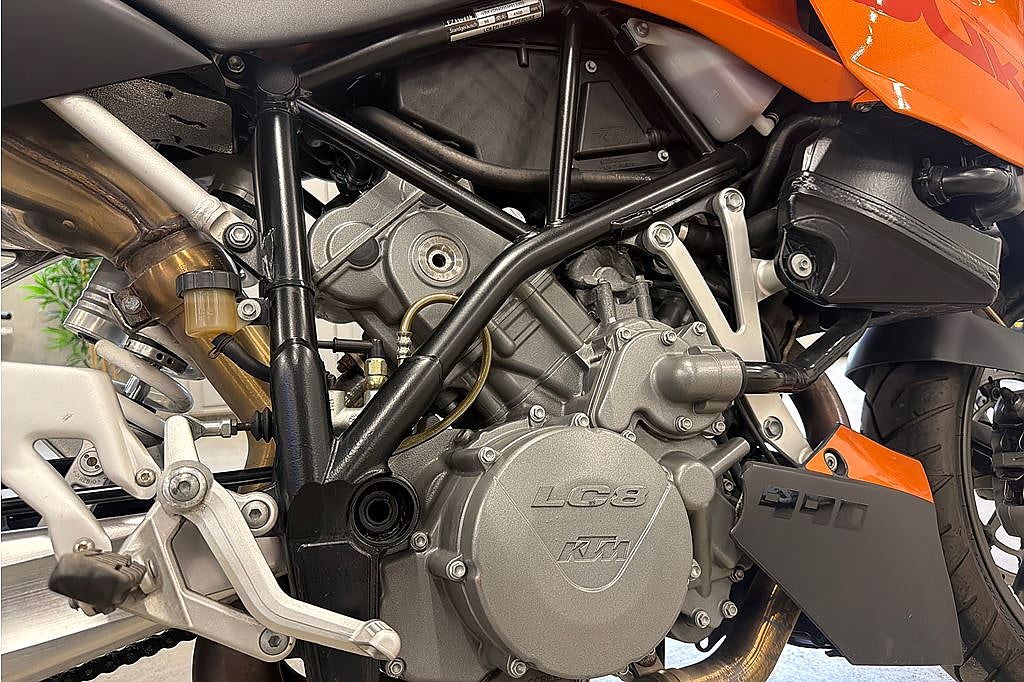 KTM 990 SUPERDUKE K.T.M. 990 SUPERDUKE, 3 brukare, LÅG MIL