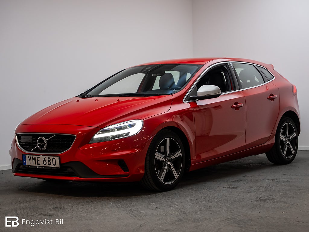 Volvo V40 D3 R-DESIGN / BACKKAMERA / KEYLESS / NAVIGATION