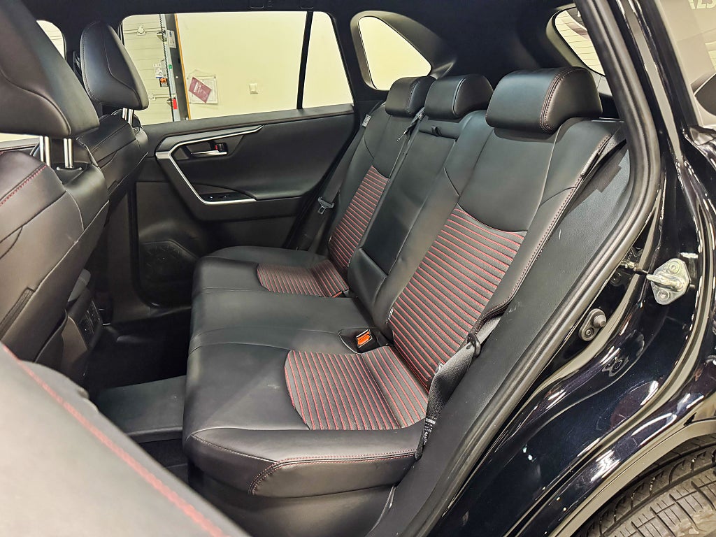 Suzuki Across Plug-in Hybrid 2,5 306Hk AWD Aut UTT 2024-12
