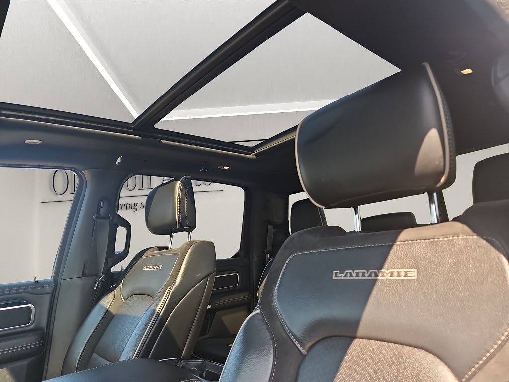 Dodge Ram 1500 Crew Cab LARAMIE 4X4 401 hk - bild 6