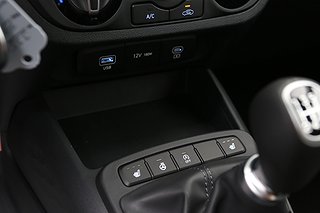 Halvkombi Hyundai i10 17 av 21