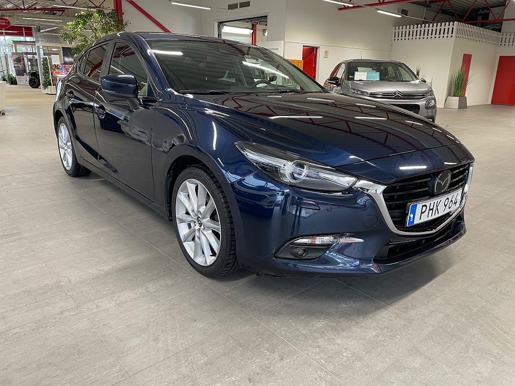 Mazda 3 Sport 2.2 SKYACTIV-D Värmare Vinterhjul