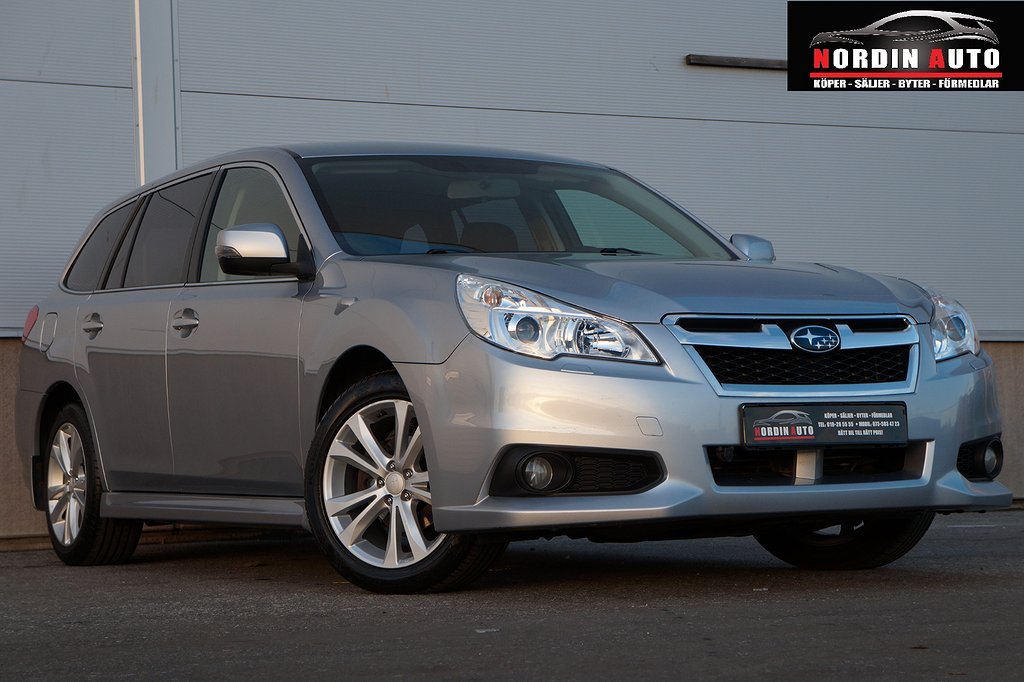 Subaru Legacy Wagon 2.5 4WD Lineartronic | Backkamera | Drag