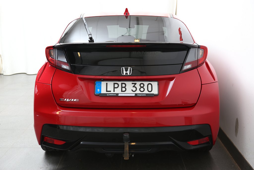 Honda Civic 1,8 i-VTEC 141hk Sport 5D Motorv Dragkrok 2015