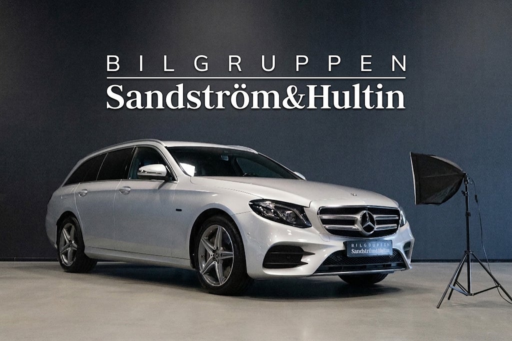 Mercedes-Benz E 300 de AMG Premium / Drag / Widescreen / Navi / 2 ägare