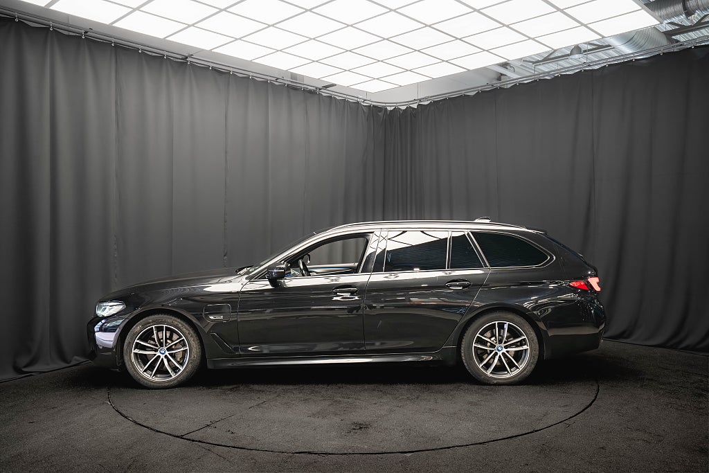 BMW 530e xDrive M Sport DAKOTA LÄDER DRAG HUD ADAPTIV-LED MOMS