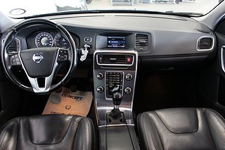 Kombi Volvo V60 10 av 18