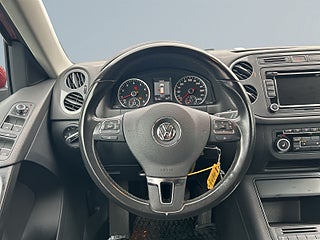 Volkswagen Tiguan 4Motion Sport & Style SoV-Däck/Värmare/Drag – bild 9