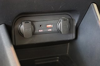 Halvkombi Kia Rio 16 av 20