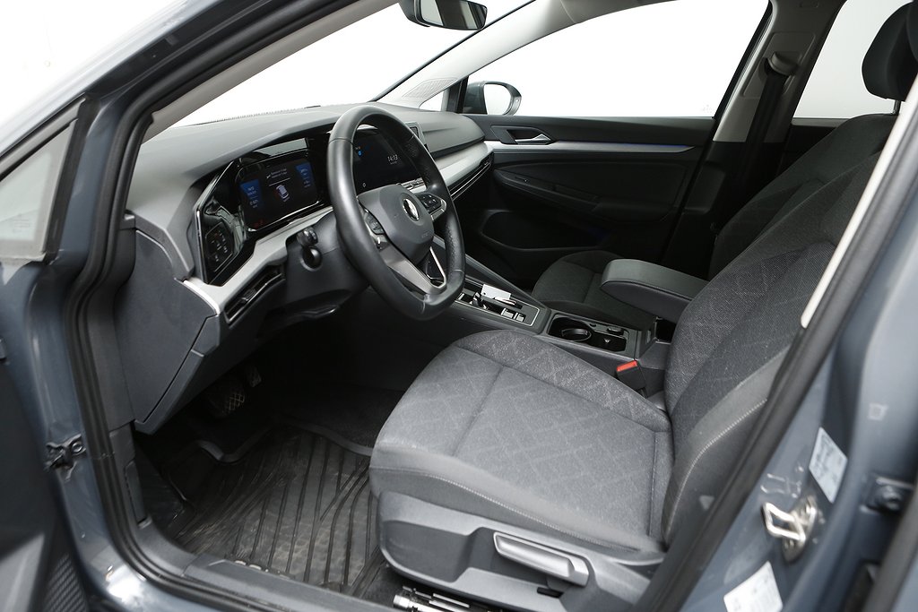 Volkswagen Golf Sportscombi 1,5 eTSI ACT OPF Aut Dragkrok 2023