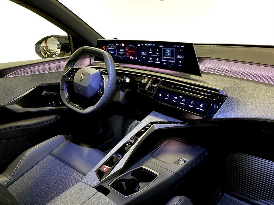 Bild på Peugeot 3008 GT Hybrid 145hk Aut B-KAMERA CARPLAY