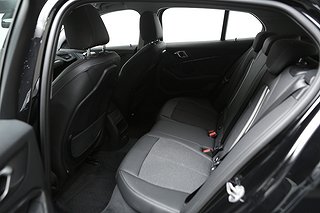 Halvkombi BMW 118I 22 av 23