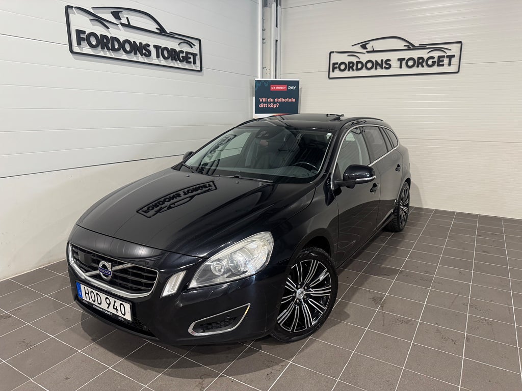 Volvo V60 D4 AWD Geartronic TAKLUCKA|BLIS|SE UTRUSTNING|KEYLESS|