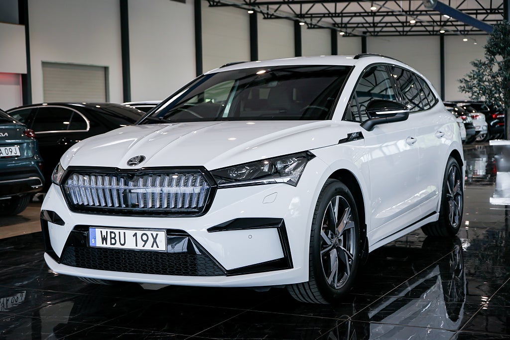 Skoda Enyaq iV Enyaq 85x 85x 4WD Sportline 286hk Drag Kamera  