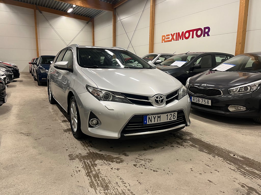 Toyota Auris Touring Sports 1.6 Valvematic Multidrive Executive