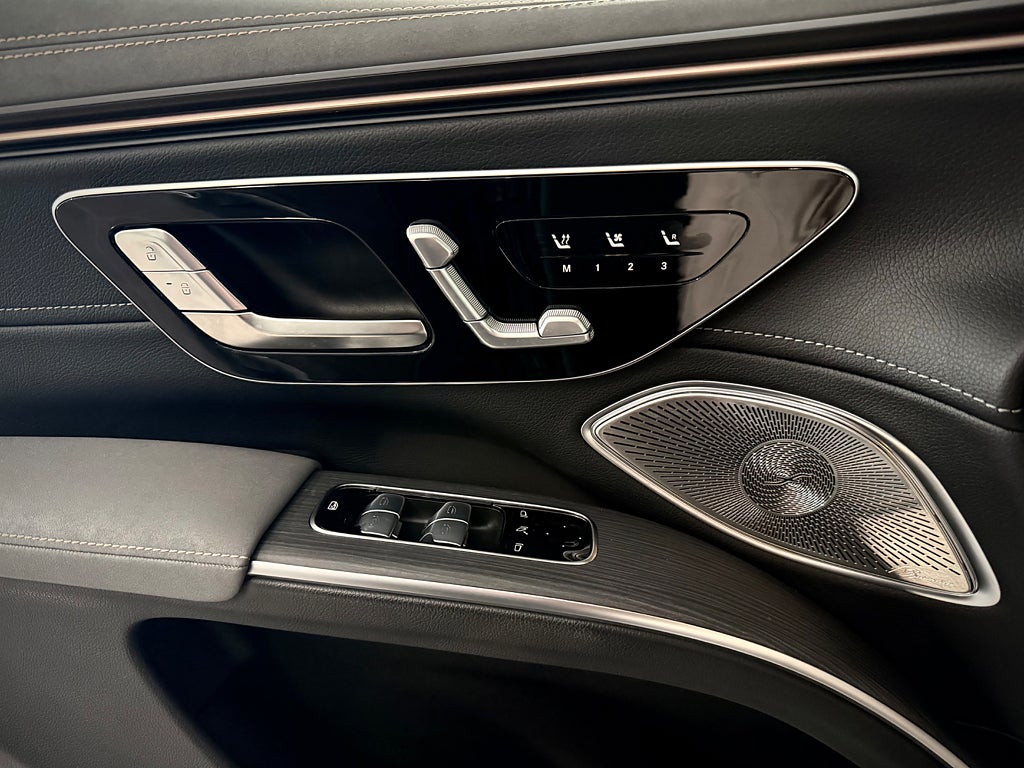 Mercedes-Benz EQS SUV 500 4MATIC AMG Premium Plus Hyperscreen Drag - bild 26