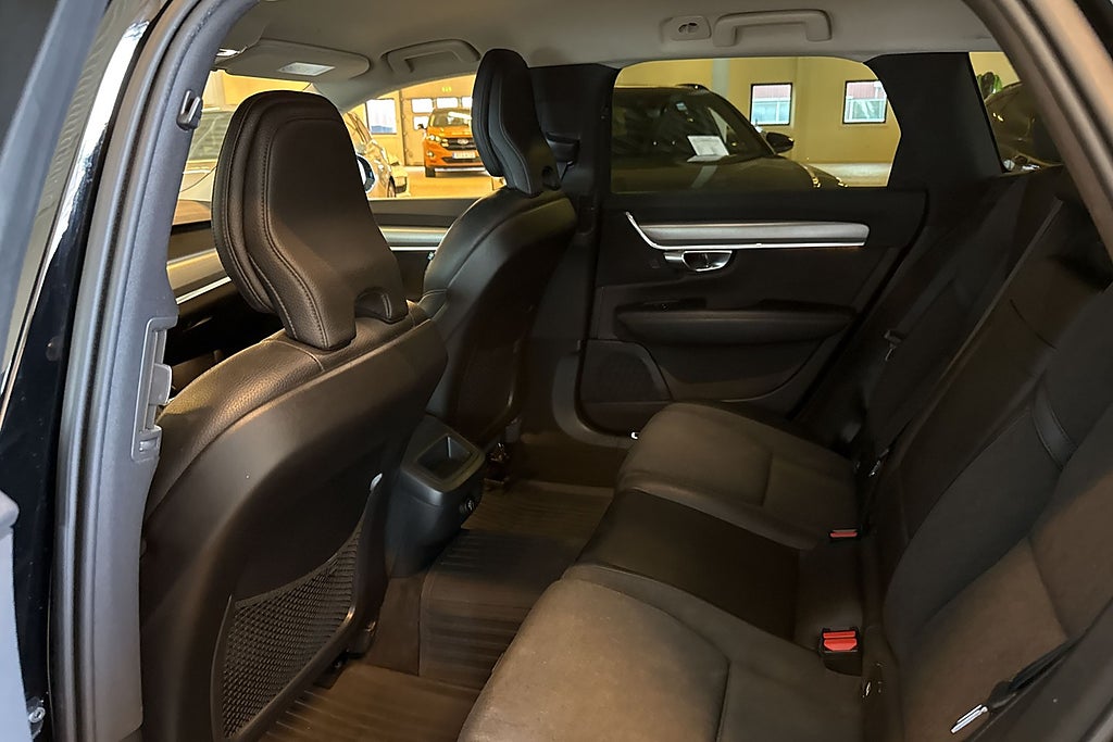 Volvo V90 T4 Geartronic Momentum Drag Värmare B-kamera Sov Hjul  miniatyr 12