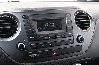 Halvkombi Hyundai i10 16 av 19