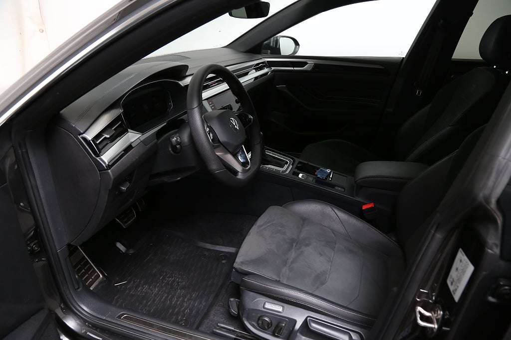 Volkswagen Arteon eHybrid Shooting Brake 218hk R-Line Värmare Drag 2022