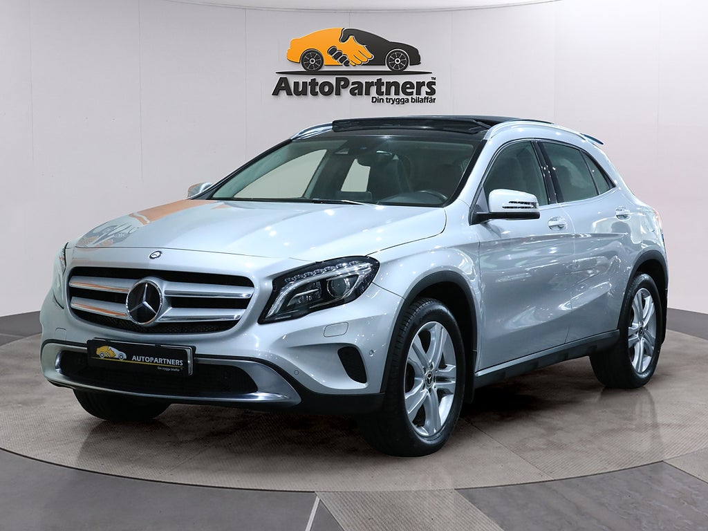 Mercedes-Benz GLA 200 7G-DCT Urban Line Panorama Kamera 1688kr/mån 3,45%