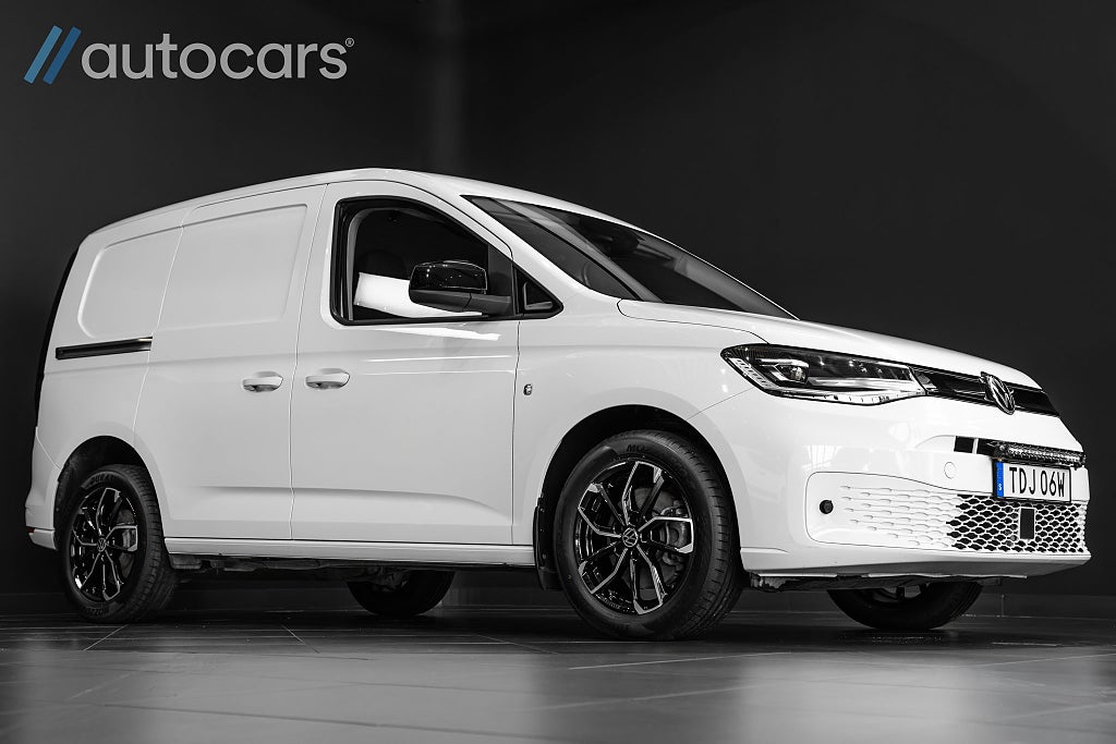 Volkswagen Caddy Cargo 4Motion Premium|D-värmare|Drag|Led|17"|Backkamera