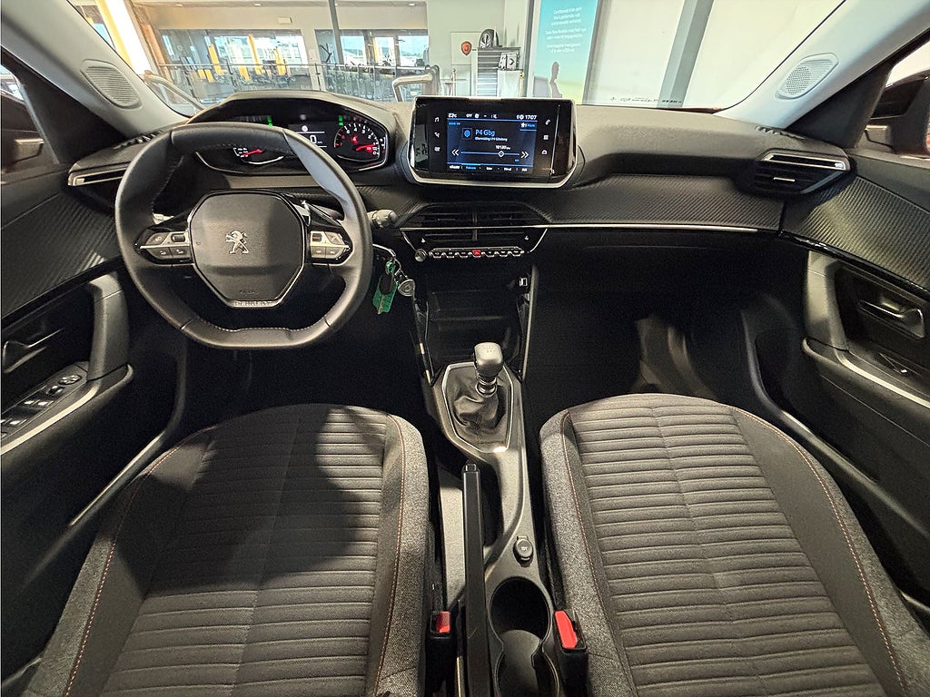 Bild på Peugeot 2008 Active Pack 1.2 PT 100hk - CARPLAY, BACKSENSORER