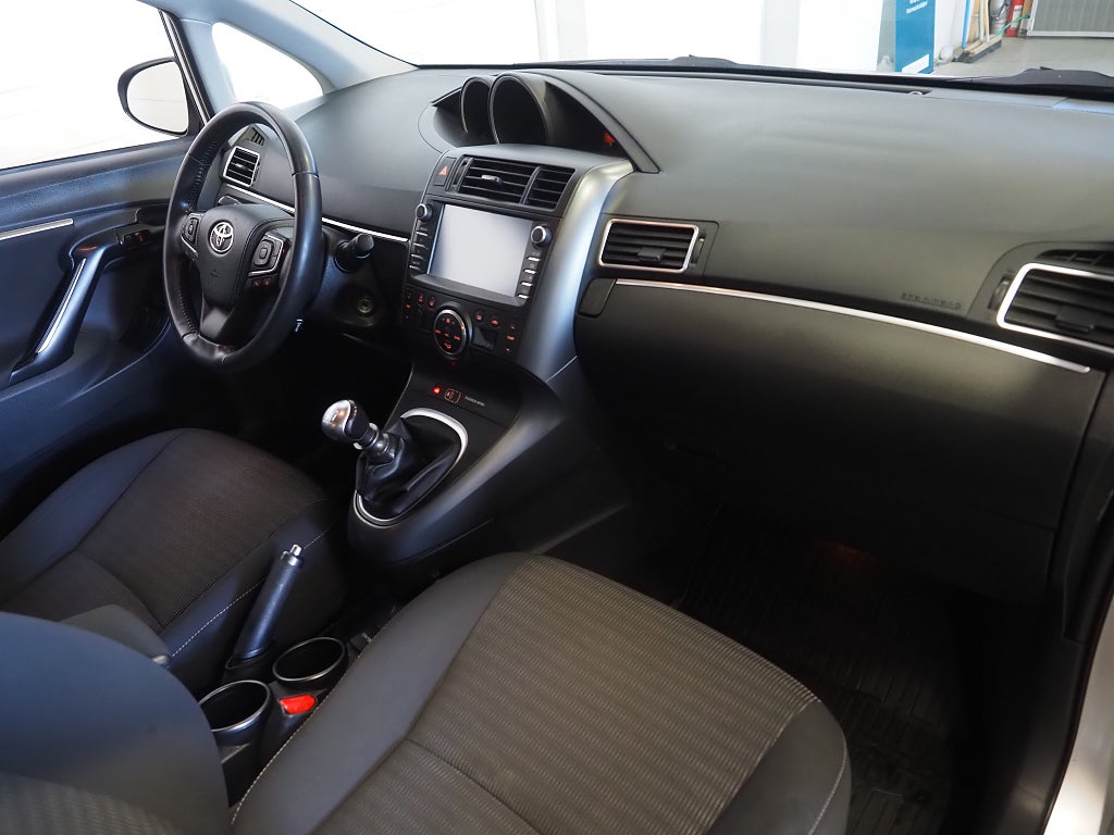 Toyota Verso 1.8 Valvematic Active Plus 7-Sits Kamera Navigation 2017