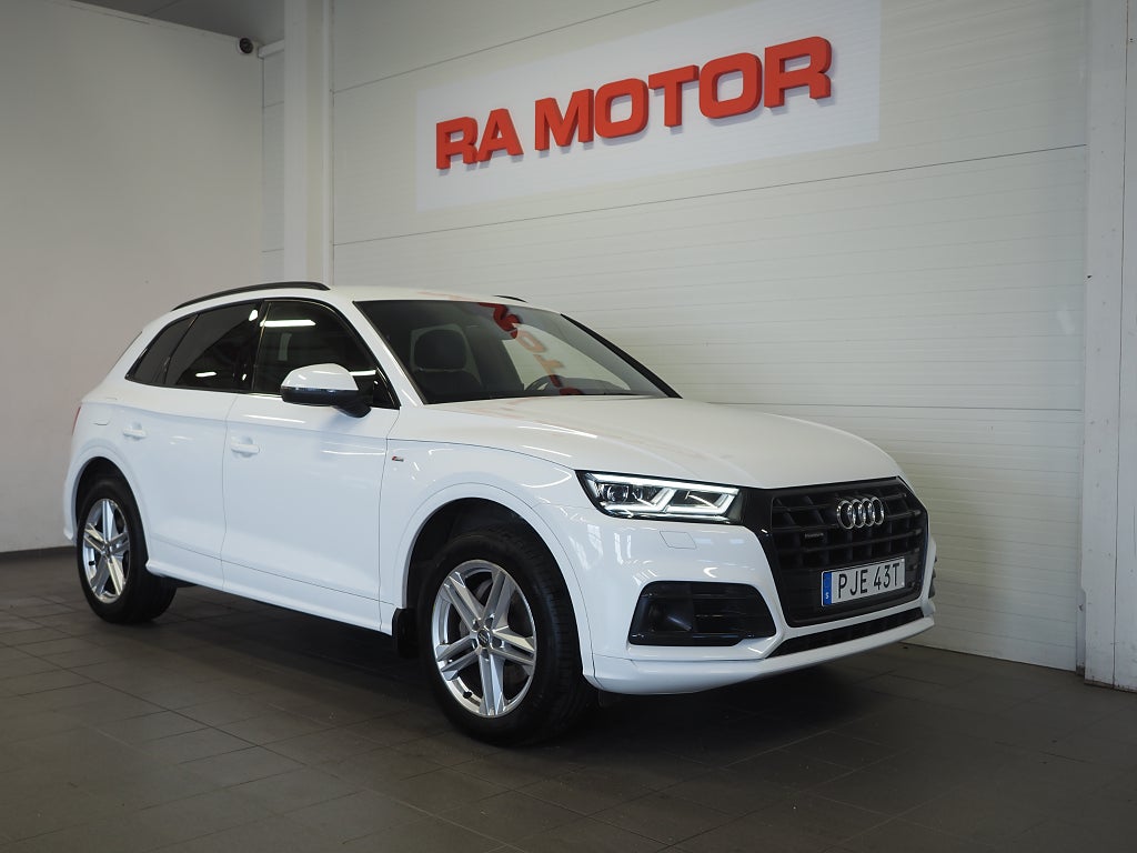 Audi Q5 40 TDI Quattro S Tronic S-Line Kamera D-Värm Dragkrok 2019