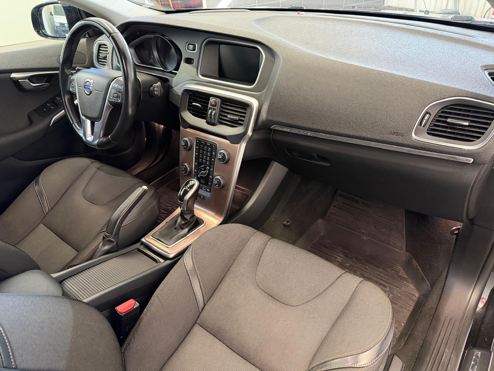 Volvo V40 Cross Country 2016, bild 6/41