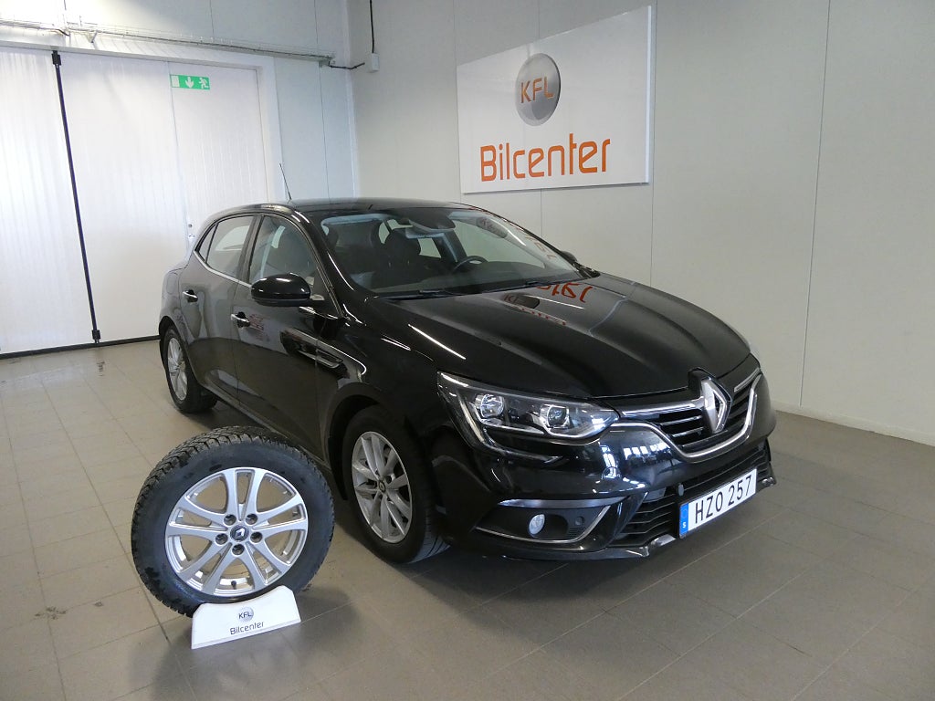Renault Mégane 1.3 TCe Aut-M-Värmare-Navi-Carplay-PDC-SoV