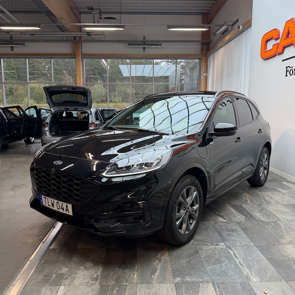 Ford Kuga Plug-In Hybrid E-CVT ST-Line B&O Carplay B-kamera Drag