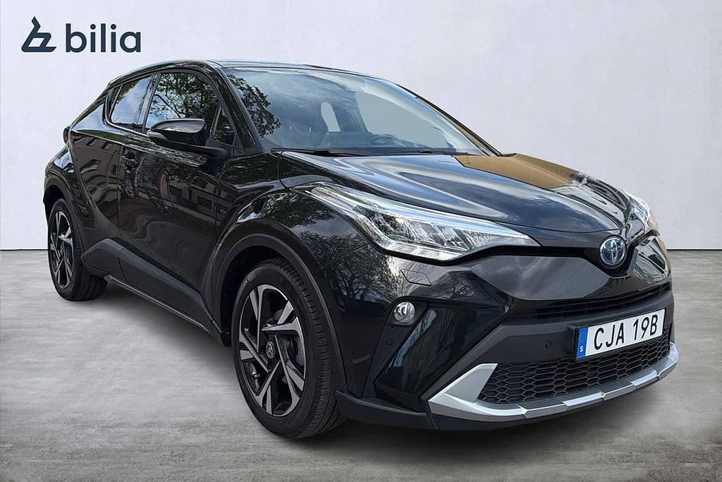 Toyota C-HR 1,8 HYBRID X EDITION Parkeringssensorer Blind...