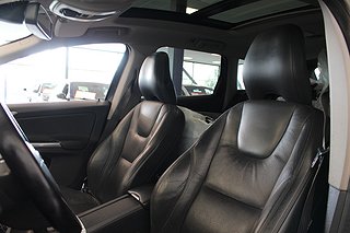 SUV Volvo XC60 13 av 23