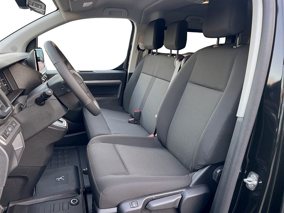 Bild på Peugeot Traveller Active BlueHDi 180hk Aut - Business