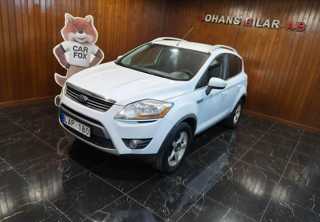 Ford Kuga 2.0 TDCi AWD 140hk ( 2 privata ägare ) NyBesiktigad