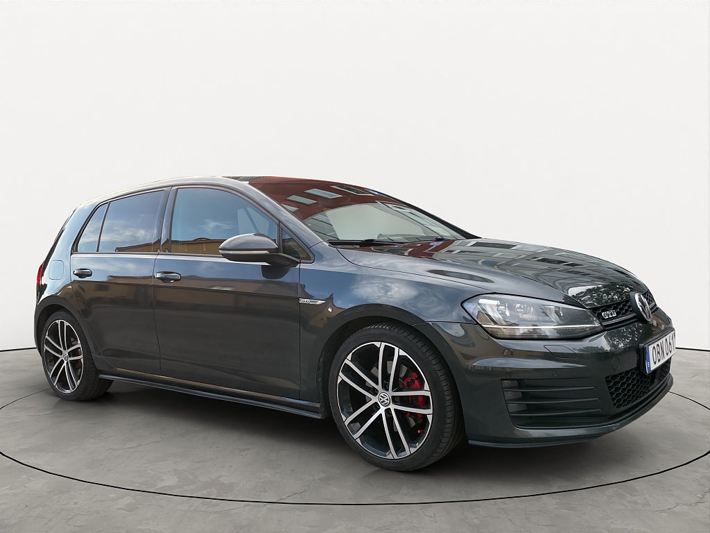 Volkswagen Golf GTD 2.0 TDI välserv, fint skick, skinn, drag