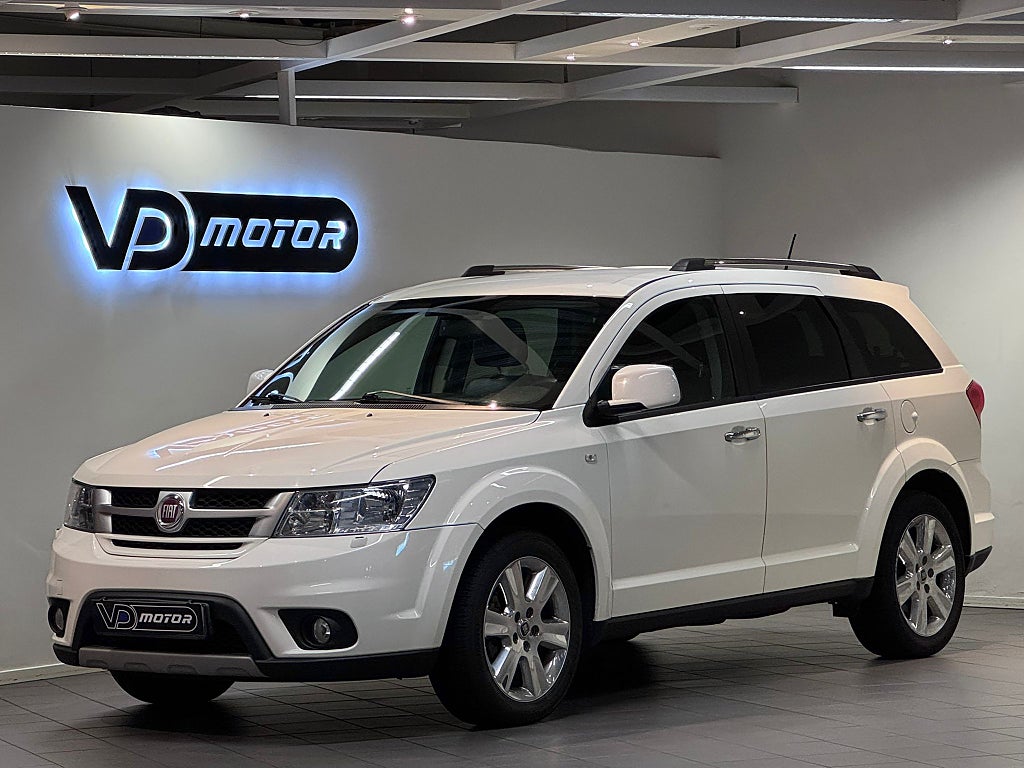 Fiat Freemont 2.0 D 4x4 Aut Lounge B-Kam Navi 7-sits 170hk