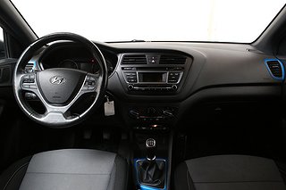 Halvkombi Hyundai i20 7 av 14