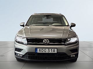 Volkswagen Tiguan 2.0 TSI 4Motion S&V/Drag/Kamera/Pvärm/Carplay – bild 2