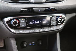 Halvkombi Hyundai i30 18 av 22