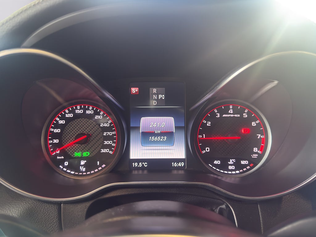 Mercedes-Benz C63 S 2016 - miniatyr 16