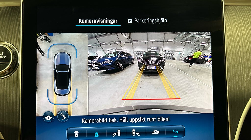 Mercedes-Benz CLE 300 4MATIC Cabriolet AMG Premium Burmester Läder Drag - bild 8