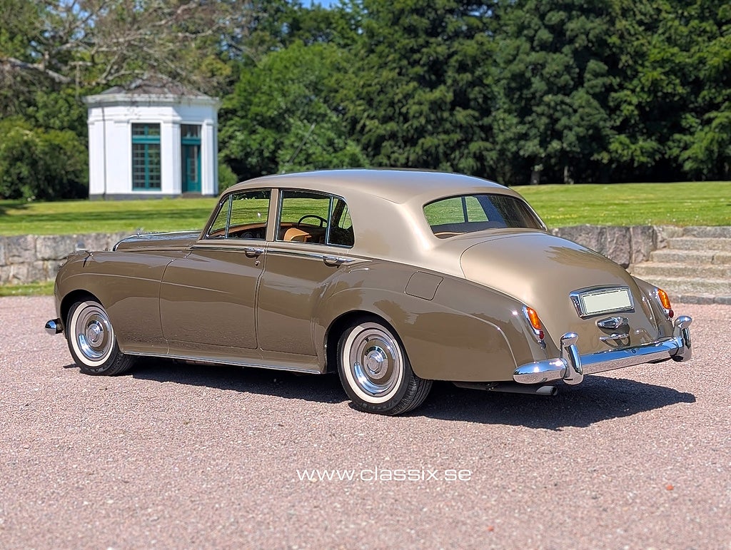 Bentley S2 Silver Cloud