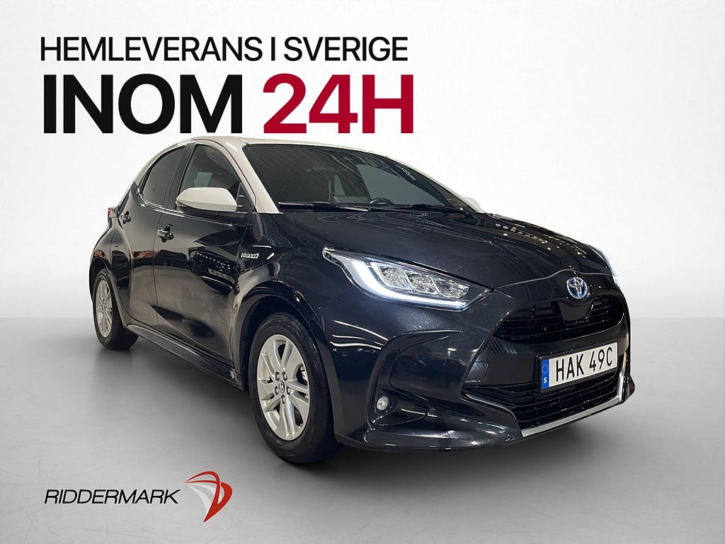 Toyota Yaris Hybrid Style Bi-Tone Kamera JBL  Halvskinn