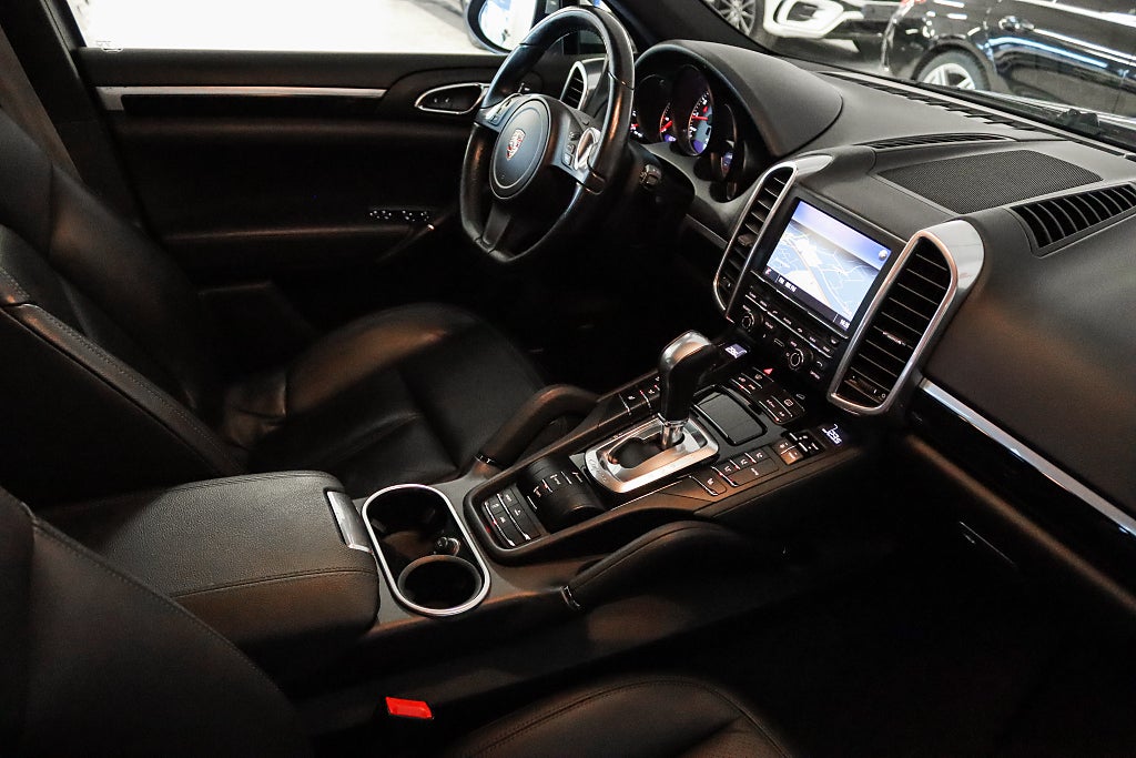 Porsche Cayenne S Hybrid Bose Navi Drag B-Kam 20" RS-Spyder