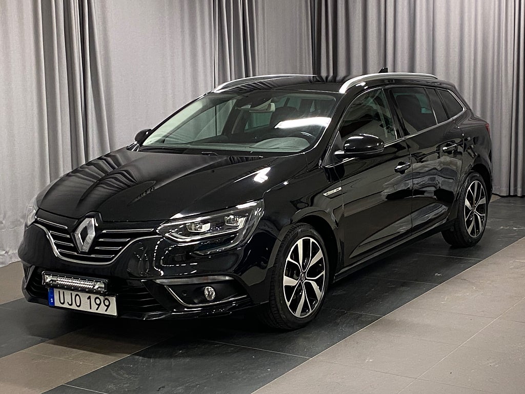 Renault Mégane Sport Tourer IV Blue 1.5dCi BOSE EDC ST Drag
