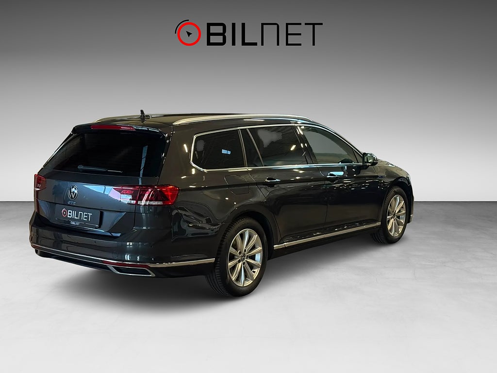 Volkswagen Passat Sportscombi GTE 1.4 TSI PlugIn Kamera Drag Moms Värmare