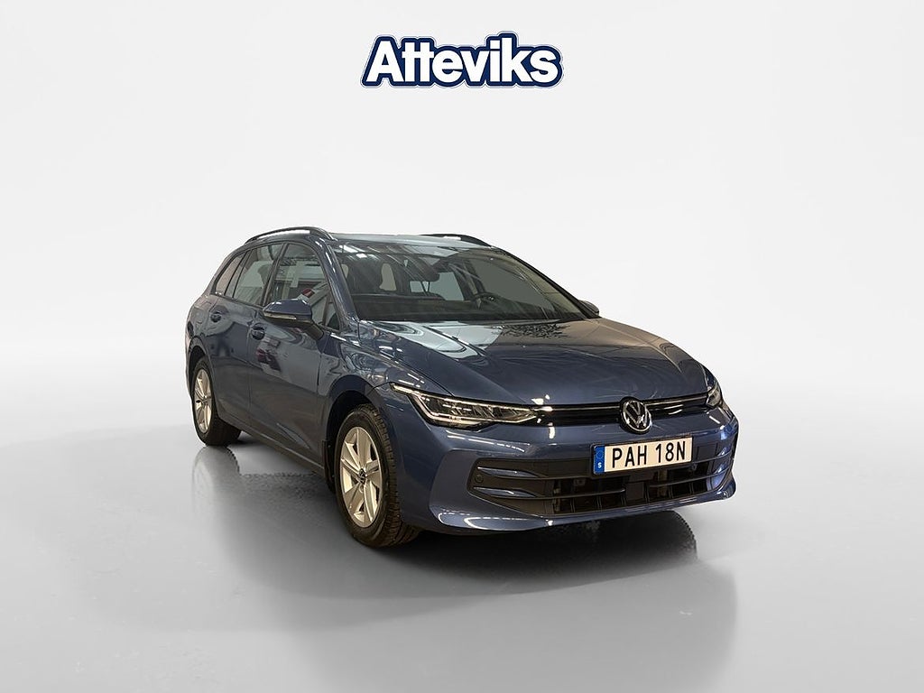 Volkswagen Golf Parkeringsvärmare | Dragkrok | Adaptiv fa...