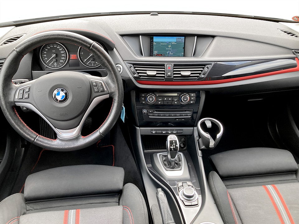 Bild på BMW X1 Sport Line xDrive20d 184hk Aut AWD NAVI