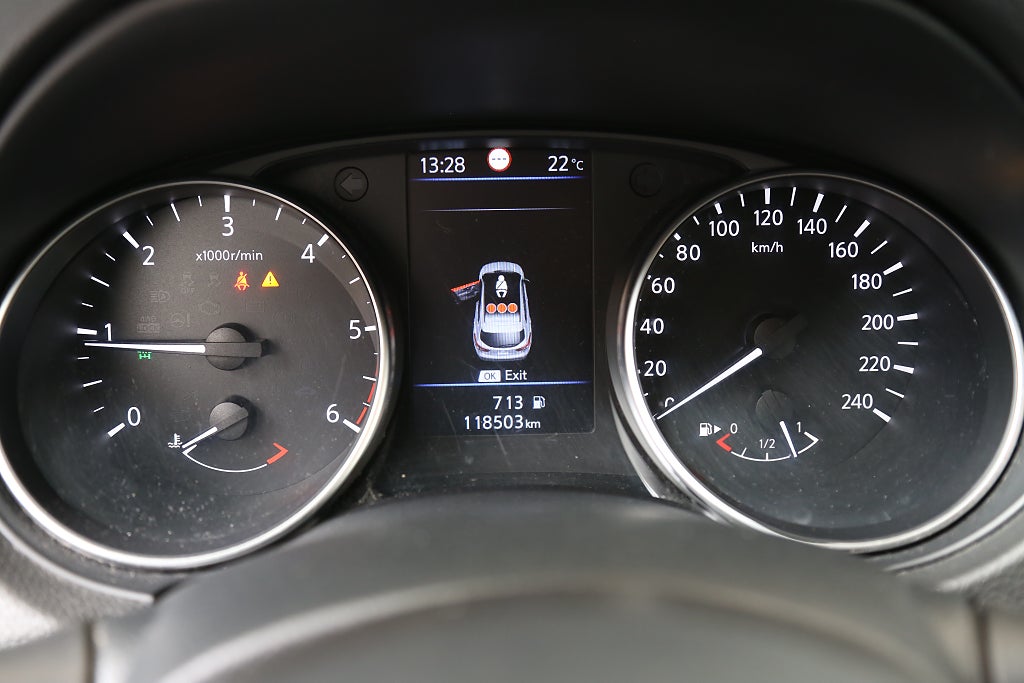 Nissan Qashqai 1,7 dCi 150hk Acenta 4X4 Motorv P-Värmare B-Kamera 2020
